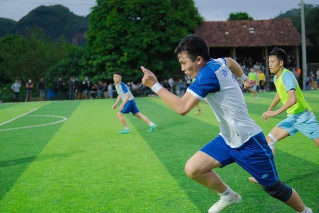 连续两站夺 连续两站夺